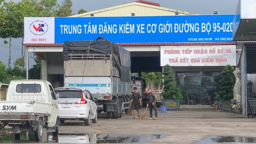 Hậu Giang: Khởi tố cựu Phó giám đốc trung tâm đăng kiểm do đưa, nhận hối lộ