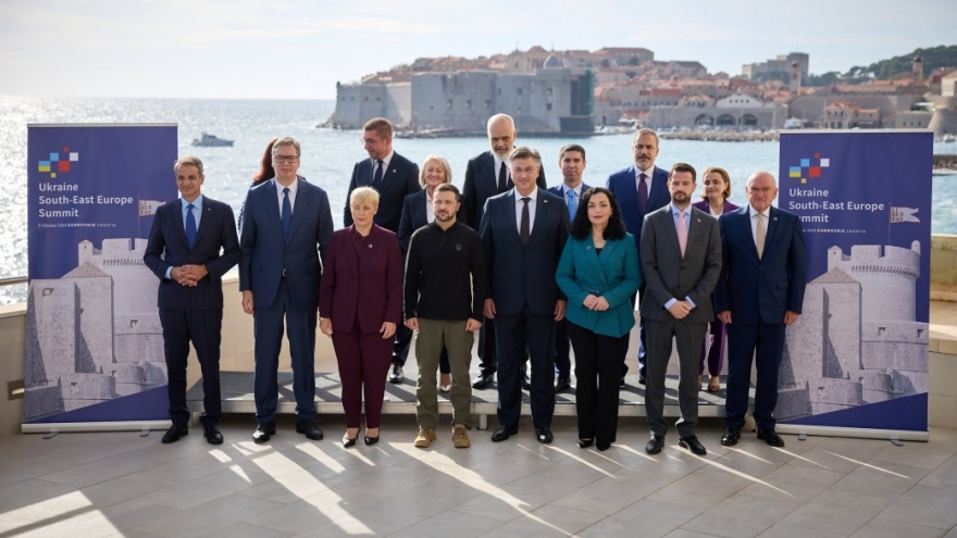 Hội nghị thượng đỉnh Ukraine-Đông Nam Âu ra tuyên bố ủng hộ Tổng thống Zelensky