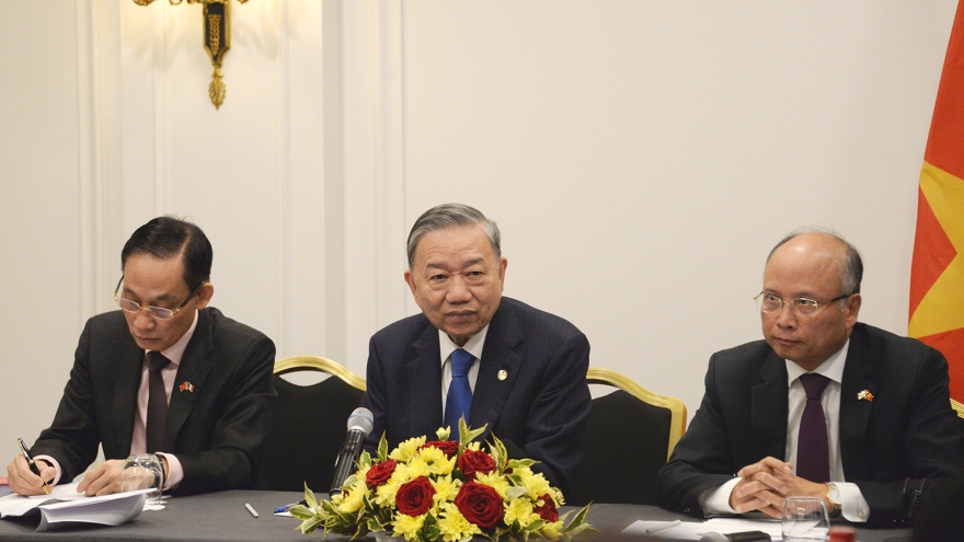 Tổng Bí thư, Chủ tịch nước Tô Lâm gặp trí thức kiều bào thuộc cộng đồng Pháp ngữ