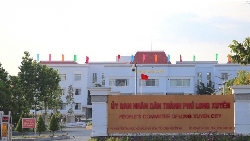 An Giang: Hai cựu Phó chủ tịch thành phố Long Xuyên bị khai trừ ra khỏi Đảng