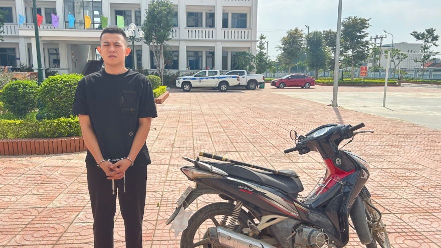 Bắt đối tượng cạy phá cây ATM lúc nửa đêm ở Nghệ An