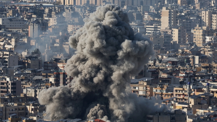 Israel mở lại các cuộc không kích dữ dội vào thủ đô Lebanon