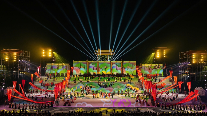 Tinh hoa di sản hội tụ tại Khai mạc Festival Ninh Bình 2024
