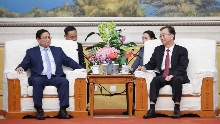 Thủ tướng Phạm Minh Chính tiếp Bí thư Tỉnh ủy Vân Nam của Trung Quốc