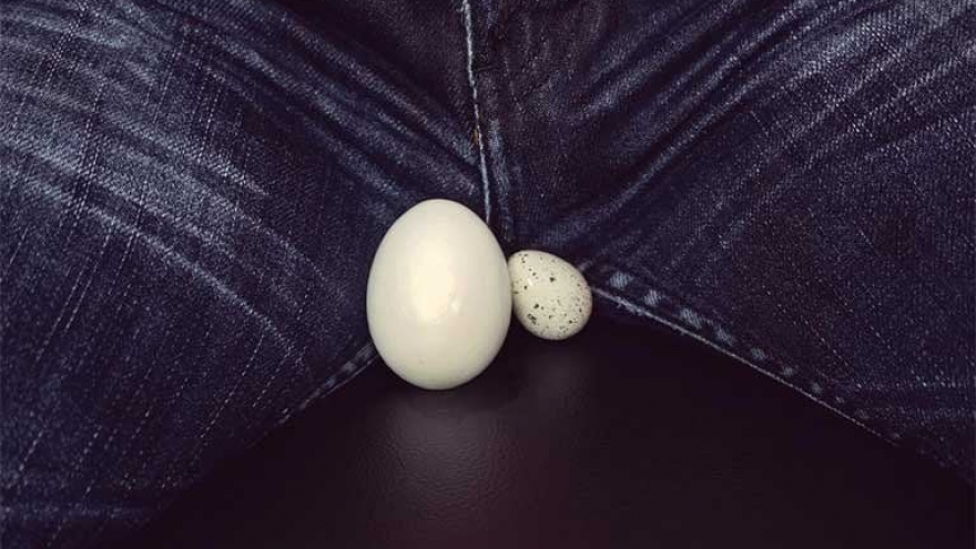 Tinh hoàn teo chỉ còn 1 bên, liệu có sinh con được không?