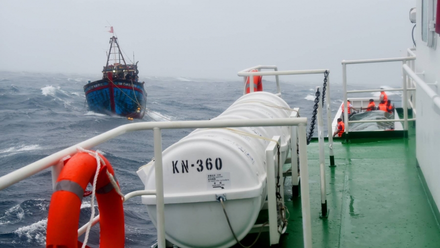 Lực lượng Kiểm ngư giúp ngư dân yên tâm vươn khơi, bám biển