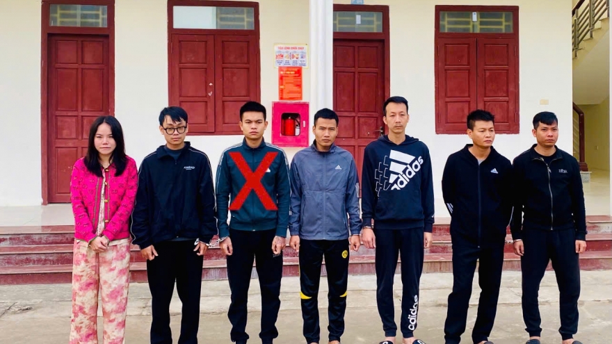 Khởi tố, bắt tạm giam 7 đối tượng lừa đảo, chiếm đoạt tài sản xuyên quốc gia