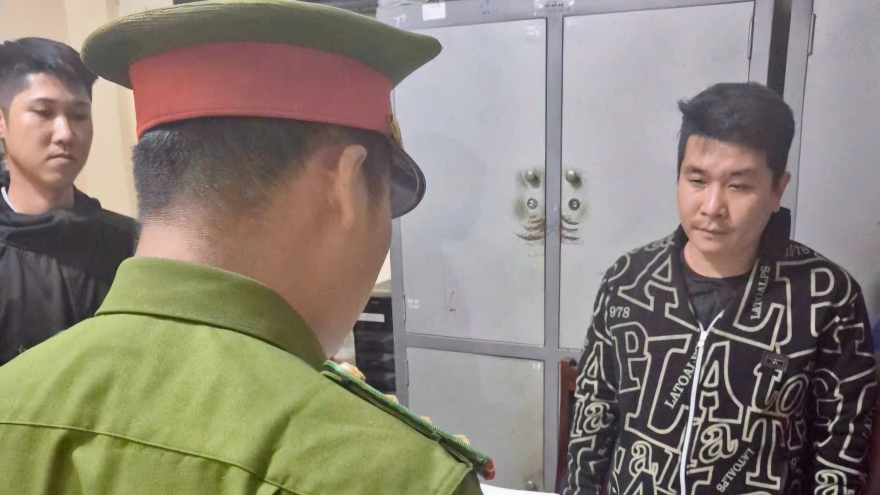 Giả làm “cò” mua lúa, chiếm đoạt 590 triệu đồng của thương lái