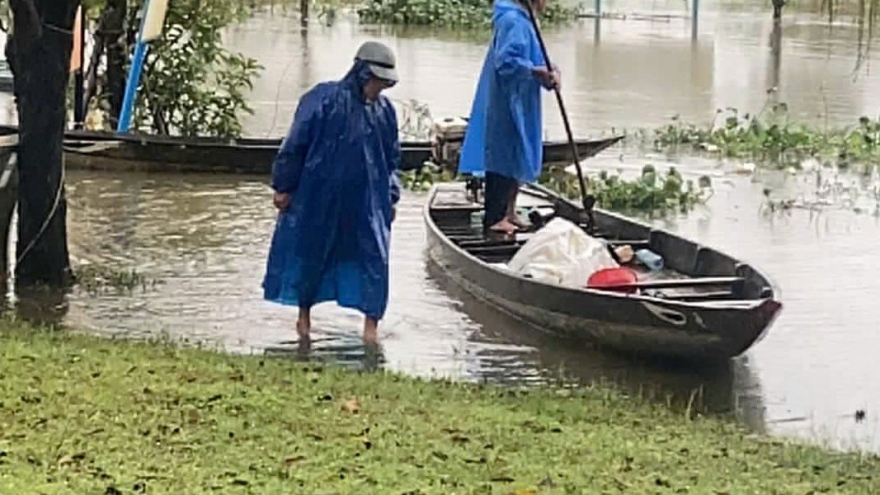 Lật ghe trên sông ở Quảng Nam, 2 mẹ con tử vong
