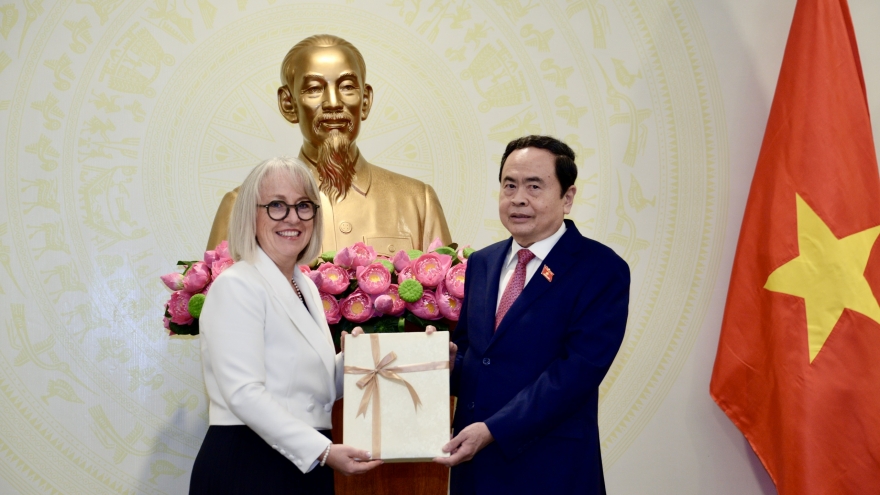 Chủ tịch Quốc hội tiếp TGĐ Tổ chức Quốc tế Pháp ngữ Caroline St-Hilaire