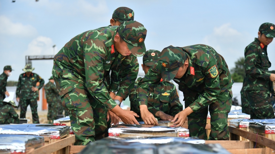 Kiên Giang hoàn tất lắp đặt dàn pháo tại các điểm bắn pháo hoa đêm giao thừa