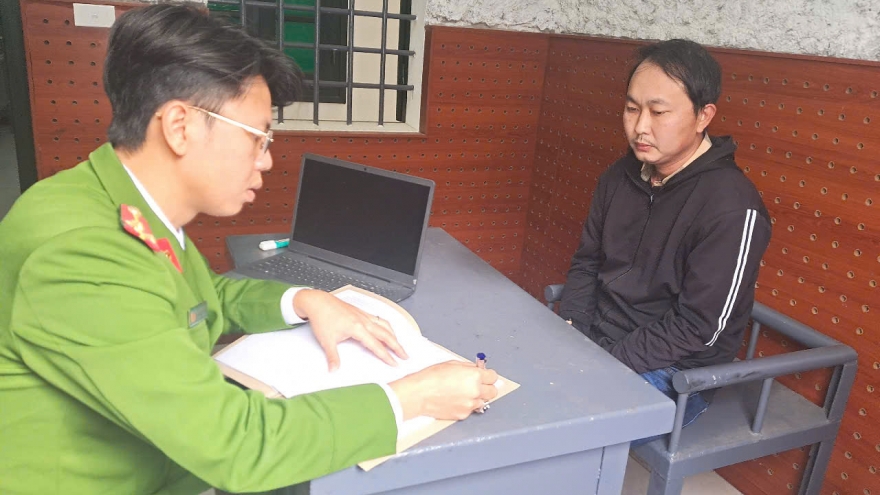 Nghệ An bắt đối tượng làm giả hàng nghìn giấy tờ làm giả