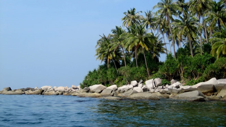 Đổi thay trên đảo Hòn Đốc