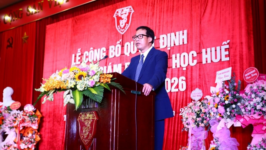 Bắt tạm giam Giám đốc Đại học Huế