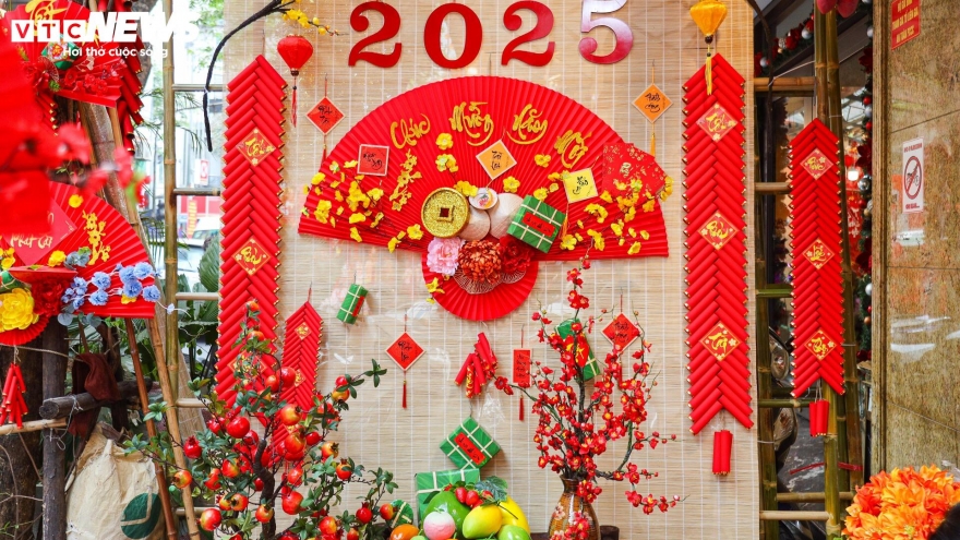 Hang Ma street decked out in red for Tet celebrations