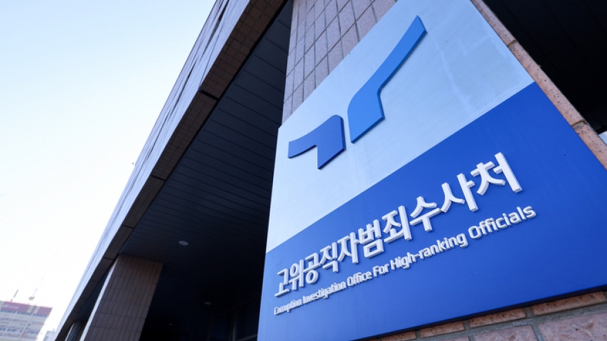 Cơ quan điều tra Hàn Quốc xin gia hạn lệnh bắt giữ Tổng thống Yoon Suk Yeol