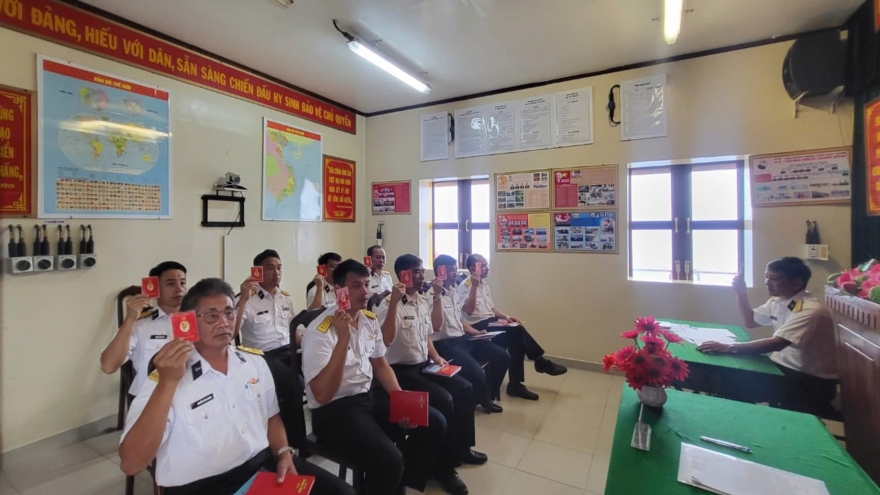 Đại hội chi bộ trên thềm lục địa phía Nam