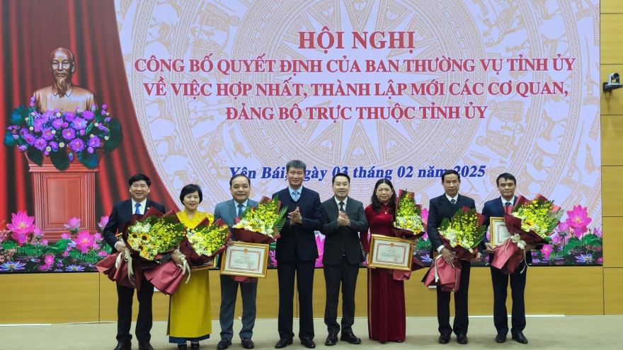 Yên Bái công bố các quyết định của tỉnh ủy về tổ chức, bộ máy
