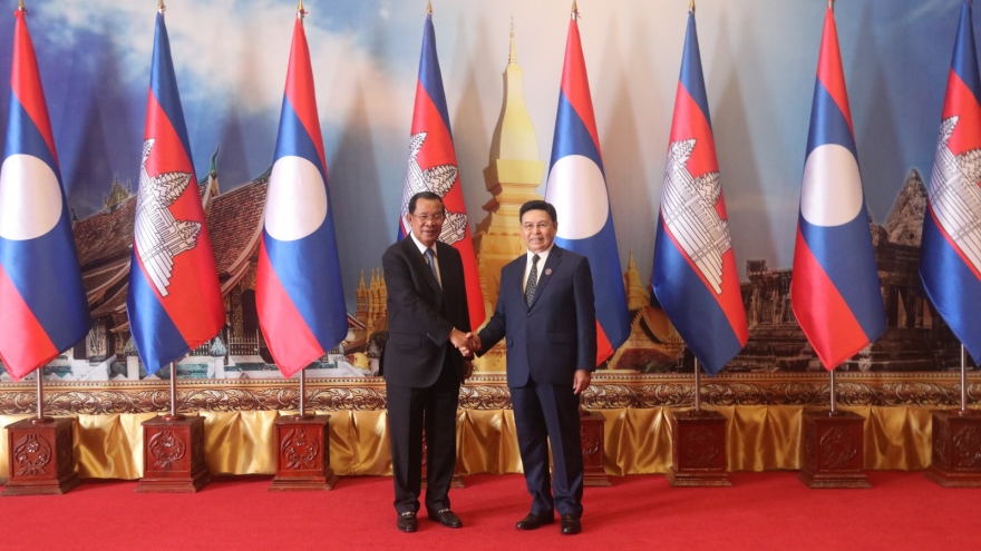 Lào - Campuchia tăng cường quan hệ láng giềng hữu nghị