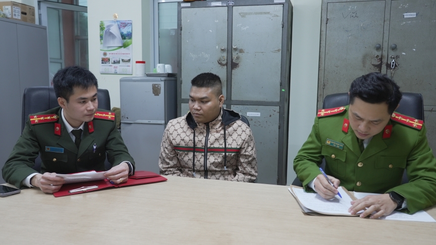 Công an tỉnh Cao Bằng vận động đối tượng truy nã ra đầu thú
