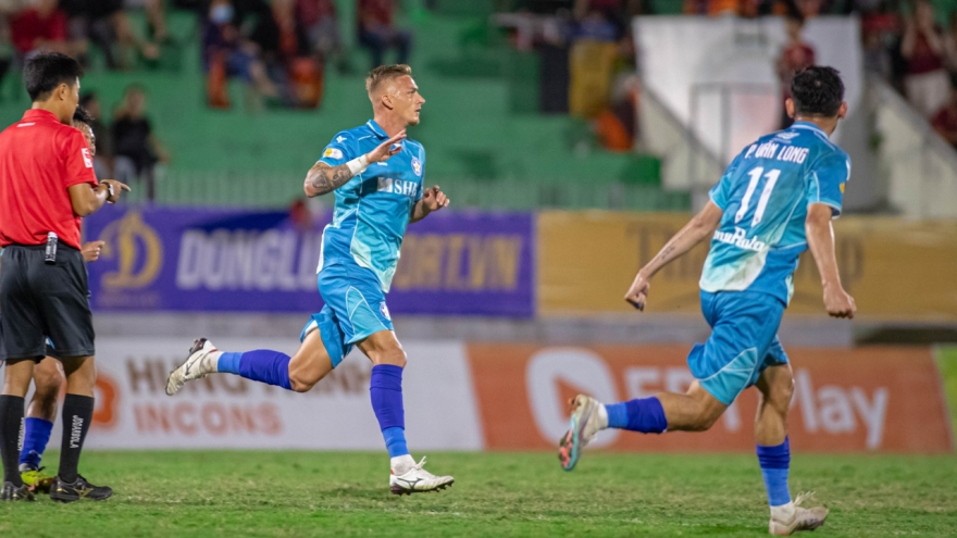 Đội bóng nào bất lợi nhất trong cuộc đua trụ hạng V-League?