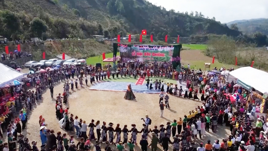 Trải nghiệm văn hóa, lễ hội đầu năm thu hút khách đến Lai Châu