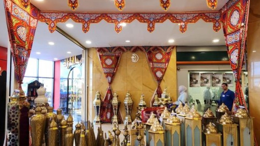 Người Hồi giáo chuẩn bị chào mừng tháng lễ Ramadan