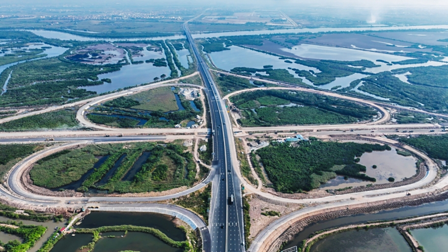 Quảng Ninh tăng tốc đầu tư hoàn thiện hạ tầng giao thông