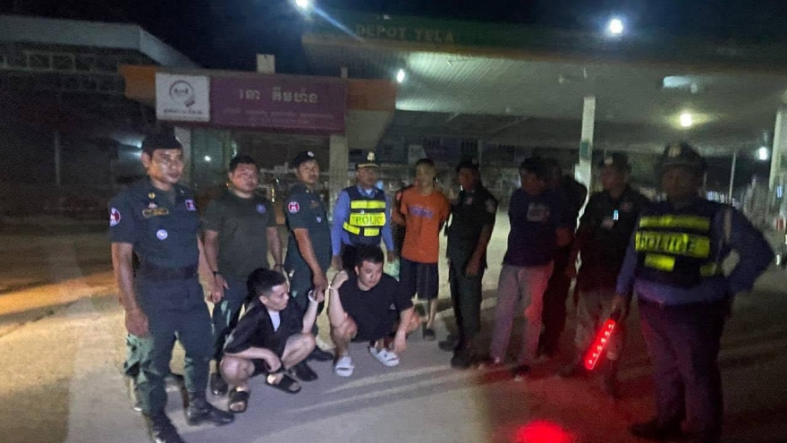 Xả súng gần sân bay quốc tế Phnom Penh (Campuchia)