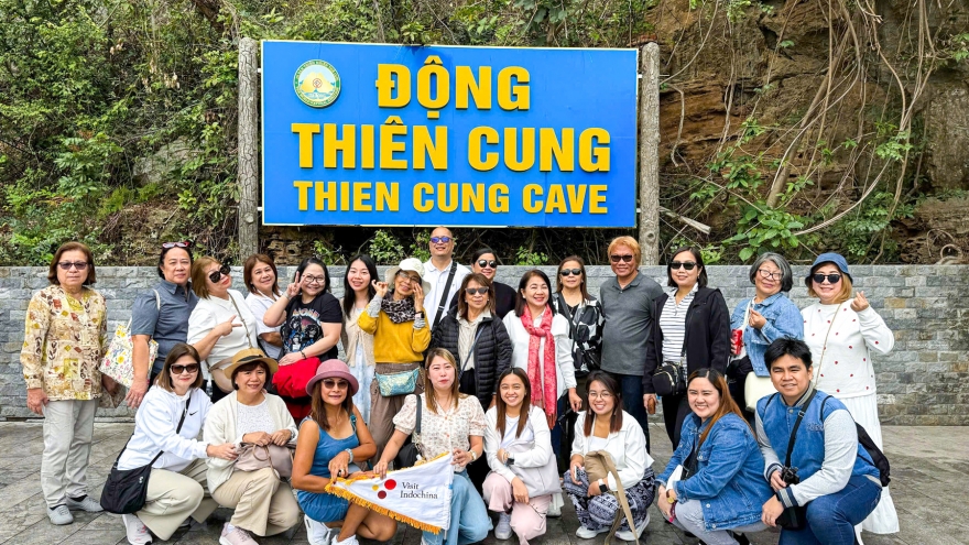 Đường bay mới đưa khách quốc tế đến vùng vịnh di sản