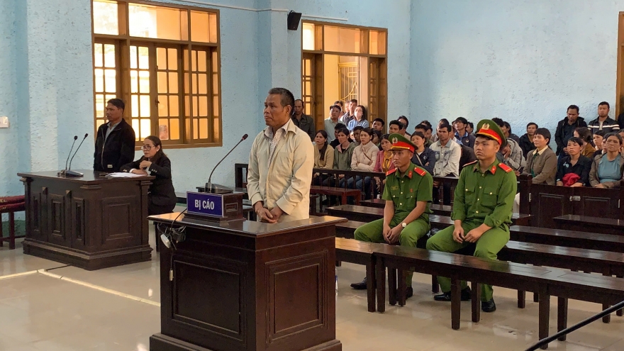 Lĩnh án 7 năm tù vì nhận tiền để phá hoại chính sách đoàn kết