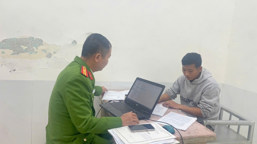 Khởi tố đối tượng lẻn vào bệnh viện trộm cắp điện thoại