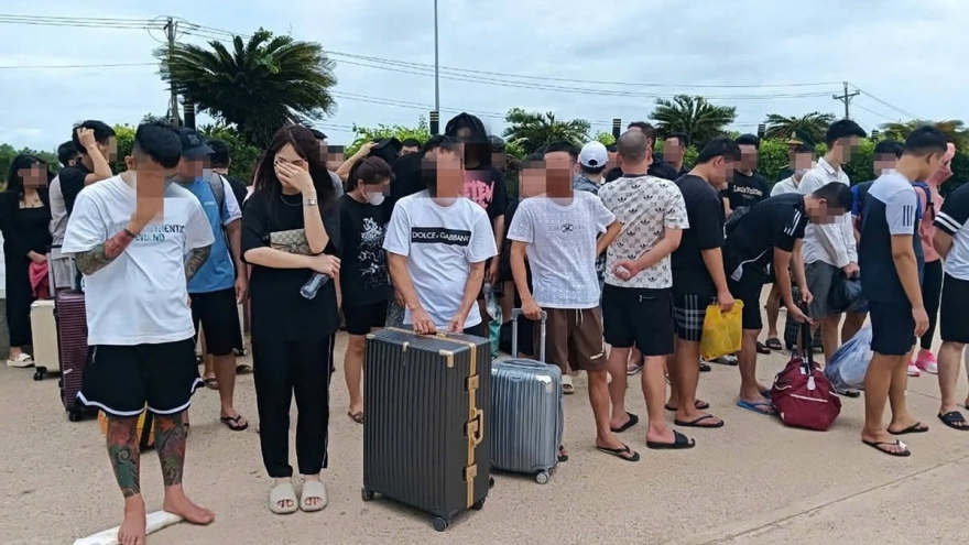 Lừa đảo "việc nhẹ lương cao"