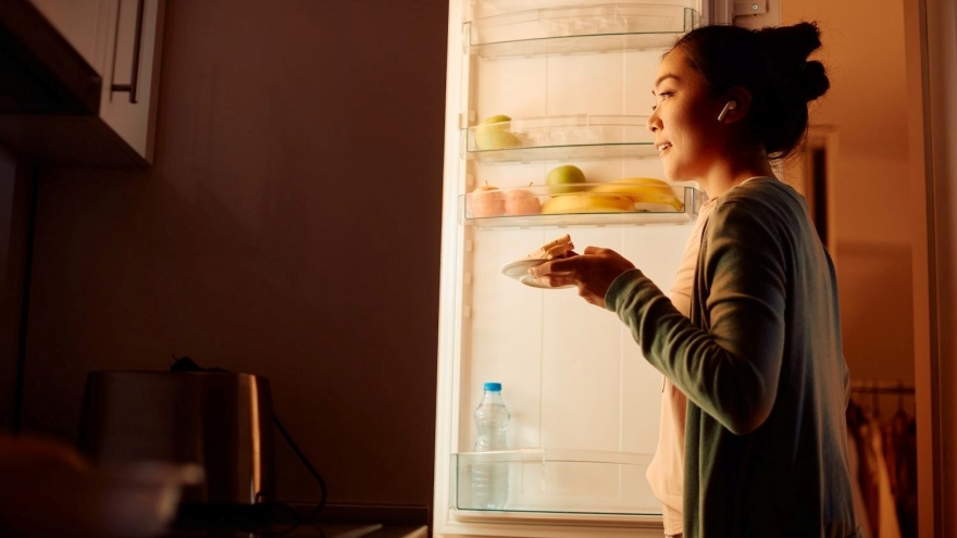 Thỏa sức ăn vặt đêm khuy mà không lo tăng cân với loạt món ngon quen mặt này