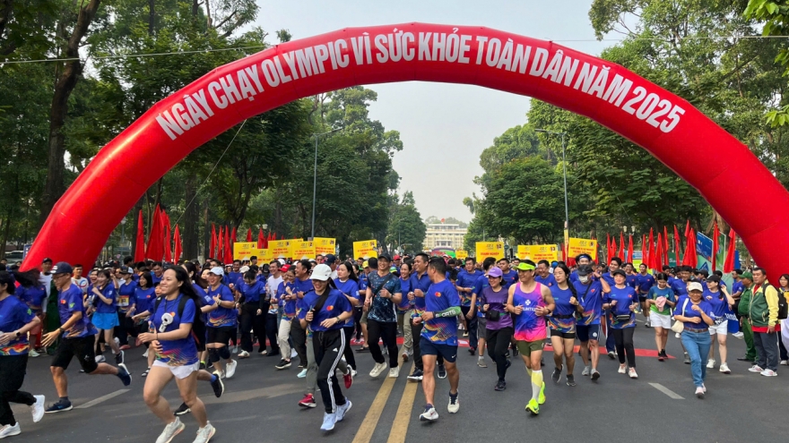Hơn 5.000 người hào hứng hưởng ứng Ngày chạy Olympic 2025 tại TP.HCM