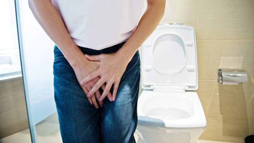 Tiểu rắt, tiểu buốt điều trị lâu ngày không khỏi phải làm sao?