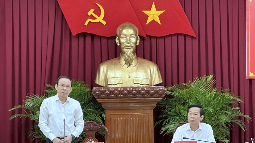 Đoàn kiểm tra của Bộ Chính trị làm việc với Ban Thường vụ Thành ủy Cần Thơ