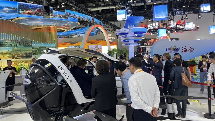 Trung Quốc lần đầu cấp chứng chỉ vận hành máy bay không người lái chở người