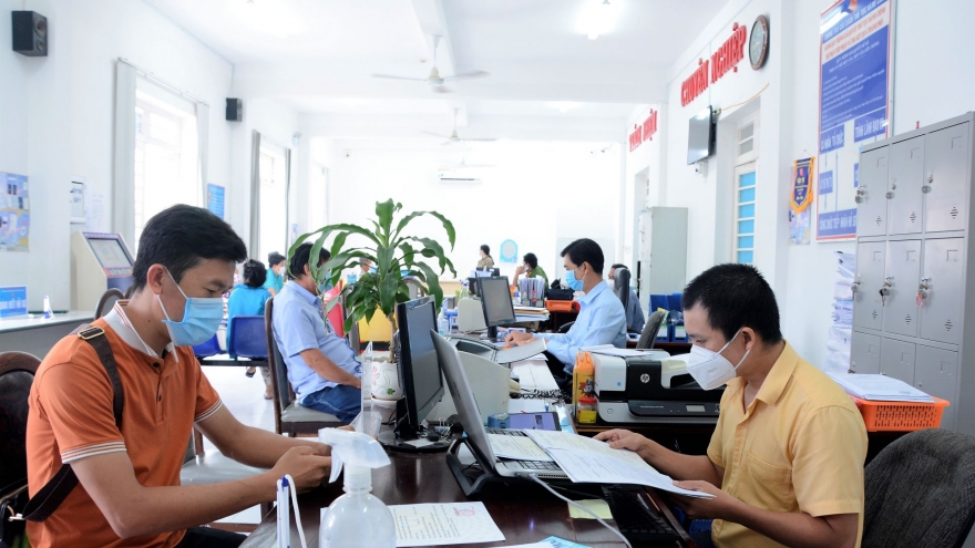 Cắt giảm thủ tục hành chính: Thách thức và giải pháp đặt ra