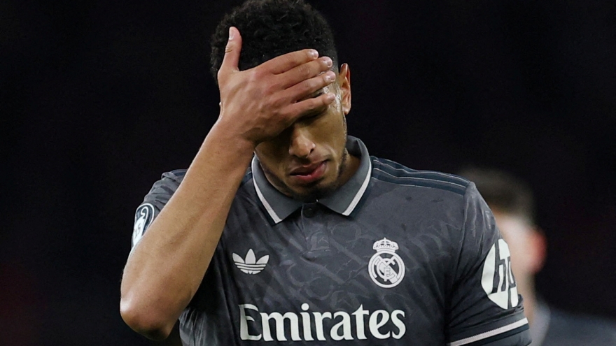 Real Madrid may mắn khi chỉ thua 3 bàn trước Arsenal