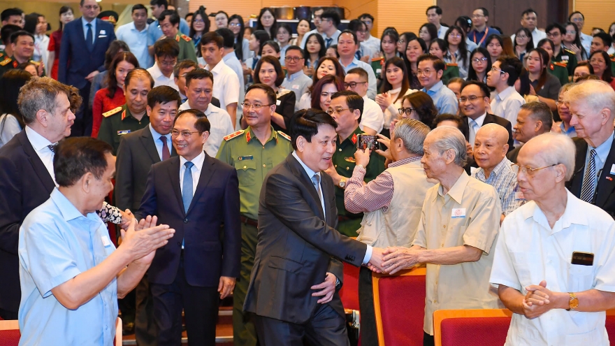 Chủ tịch nước quyết định tặng quà người có công dịp 30/4