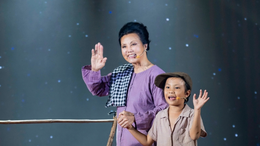 Minh tinh Kiều Chinh tái xuất ở tuổi 88: "Nghệ thuật đã nuôi sống tôi"