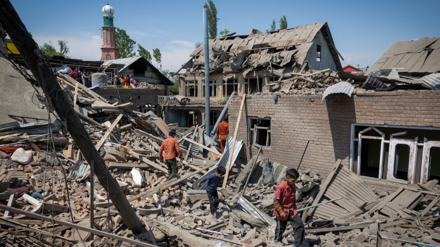 Ấn Độ triển khai trấn áp quy mô lớn tại Kashmir sau vụ khủng bố​