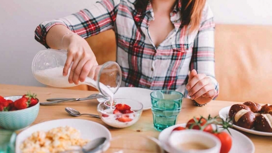 Uống sữa kiểu này cực tốt cho sức khỏe nhưng không phải ai cũng biết