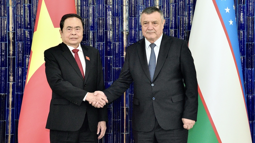 Chủ tịch Quốc hội Trần Thanh Mẫn hội đàm Chủ tịch Hạ viện Uzbekistan