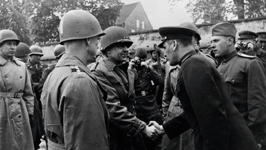 Kỷ niệm 80 năm cuộc gặp lịch sử trên sông Elbe