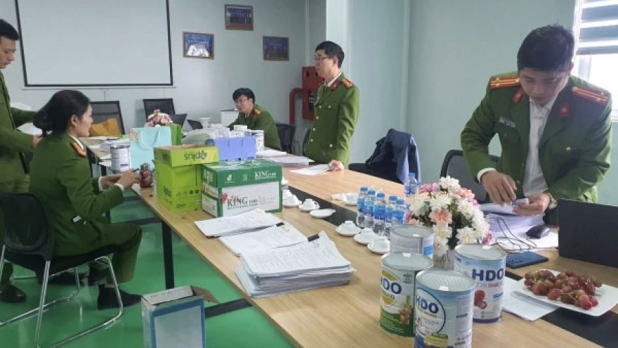 Tin nóng tổng hợp: Bắt tạm giam đối tượng hối lộ 150.000 USD ở vụ án sữa giả