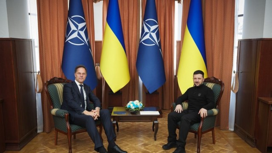 NATO thừa nhận tiến trình đàm phán hòa bình của Ukraine là không dễ dàng