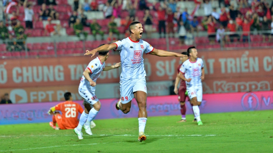 Kết quả vòng 19 V-League 2024/2025: Lucao giúp CLB Hải Phòng gieo sầu cho Bình Định