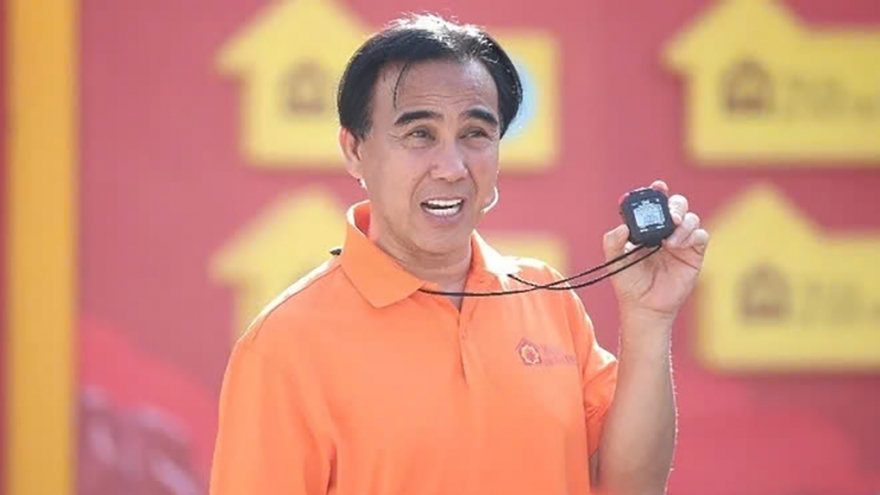 MC Quyền Linh lên tiếng khi bị tố bội tín